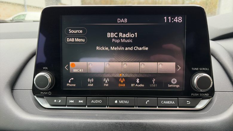 Nissan Qashqai 1.3 DiG-T MH Acenta Premium 5dr Petrol Hatchback